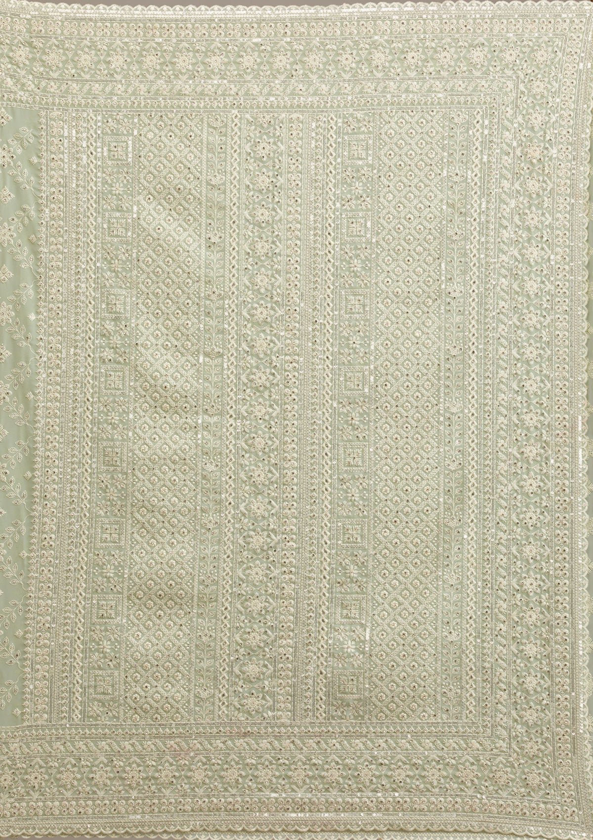 Bravix Elegant Pista Green Georgette Saree with Exquisite Threadwork - Image 8