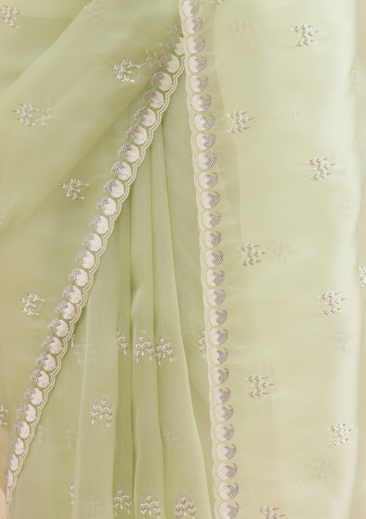 Elegant Pista Green Tissue Saree with Exquisite Zari Work - Image 7