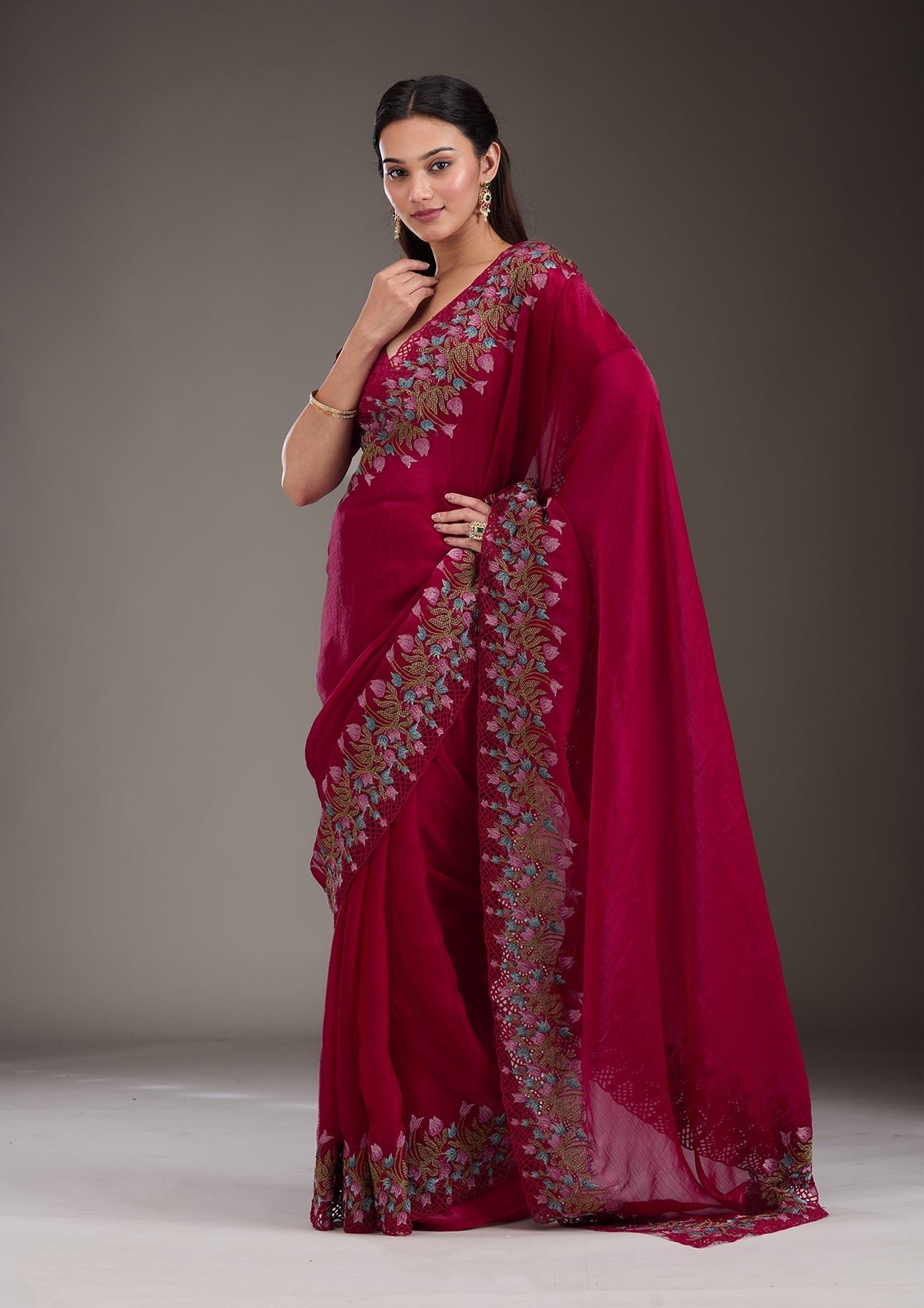 Bravix Elegant Red Threadwork Tissue Saree for a Dazzling Look